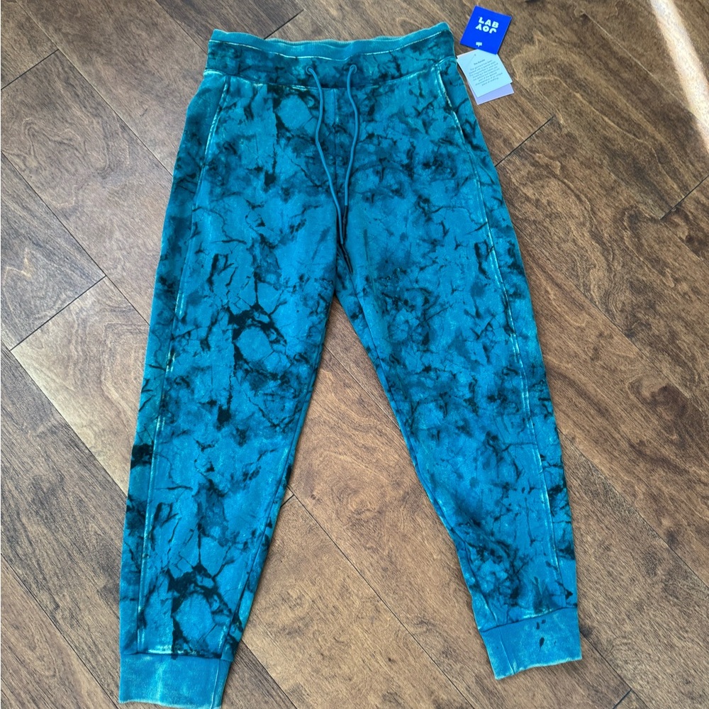 JoyLab 7/8 length joggers, size: small
NWT!